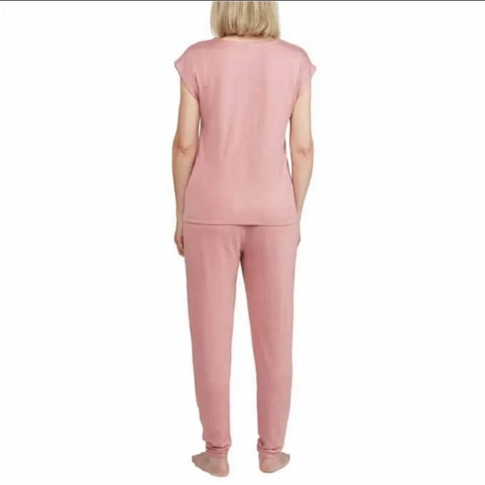 Badgley Mischka 2-piece Lounge Set - Picture 2 of 5